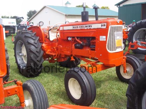Allis-Chalmers D19 tekniske specifikationer og anmeldelser