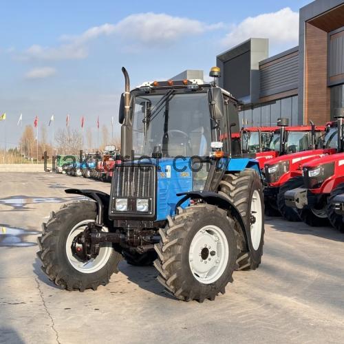 Belarus 952.2 anmeldelser og tekniske specifikationer