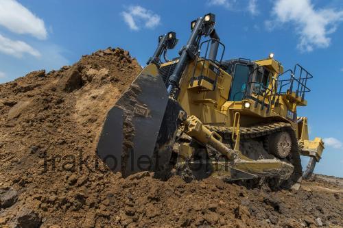 Caterpillar D13 tekniske specifikationer 