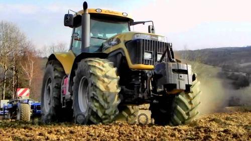 Challenger MT665B tekniske specifikationer og anmeldelser