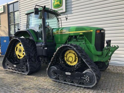 John Deere 8210 tekniske specifikationer og anmeldelser