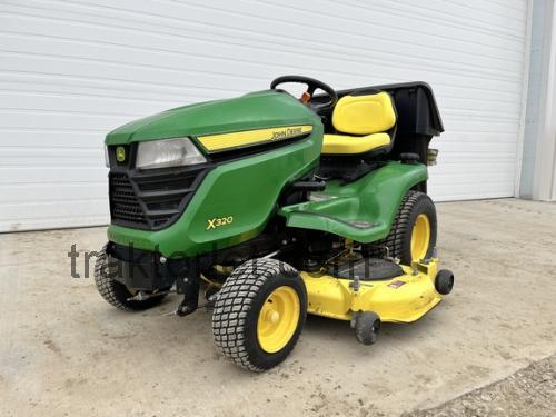 John Deere X320 anmeldelser og tekniske specifikationer