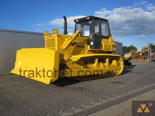 Komatsu D65E tekniske specifikationer og anmeldelser
