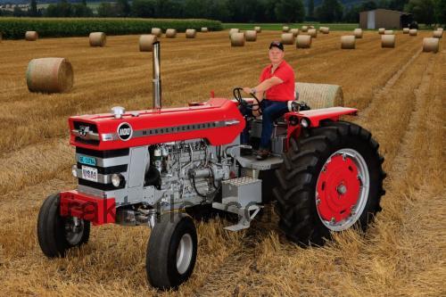 Massey Ferguson 1100 tekniske specifikationer og anmeldelser