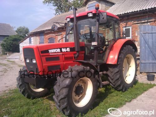 Zetor 8641 anmeldelser og tekniske specifikationer